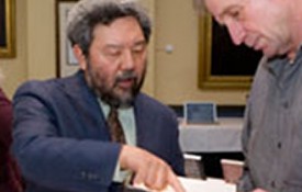 Image: Professor Ueda teaches classes like " Industrial America and Urban Society" and " U.S. Society and Culture; The Era of Industrialization and Western Expansion.”